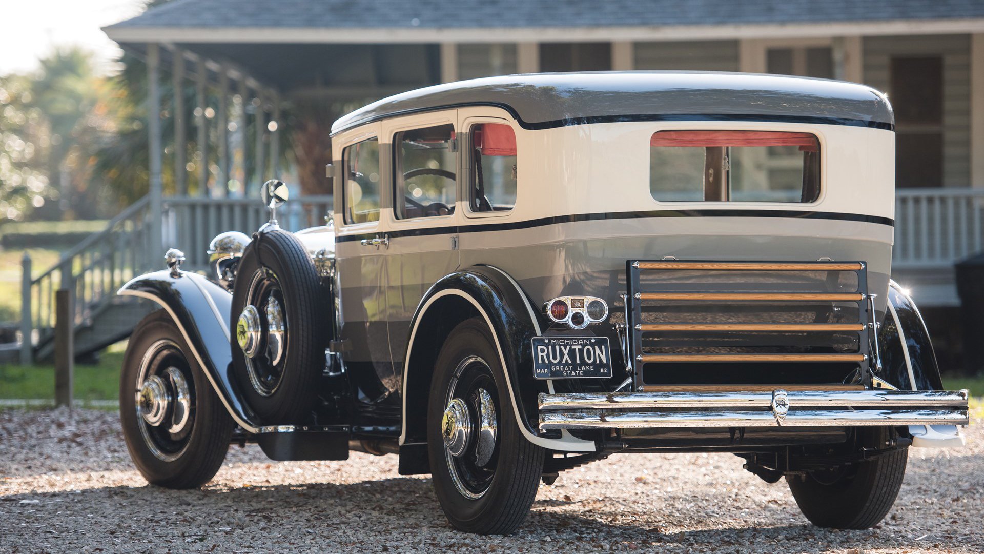 米兰登录入口-凯尔·查默斯精彩表现助力团队荣誉,凯尔查尔莫斯游泳